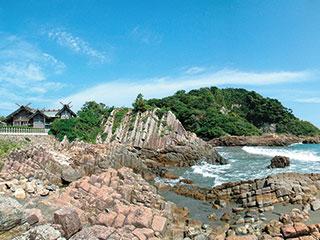 柱状節理と大御神社
