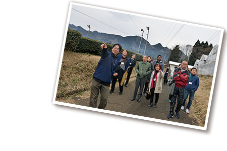 「宮﨑茶房」茶畑にて（五ヶ瀬町）